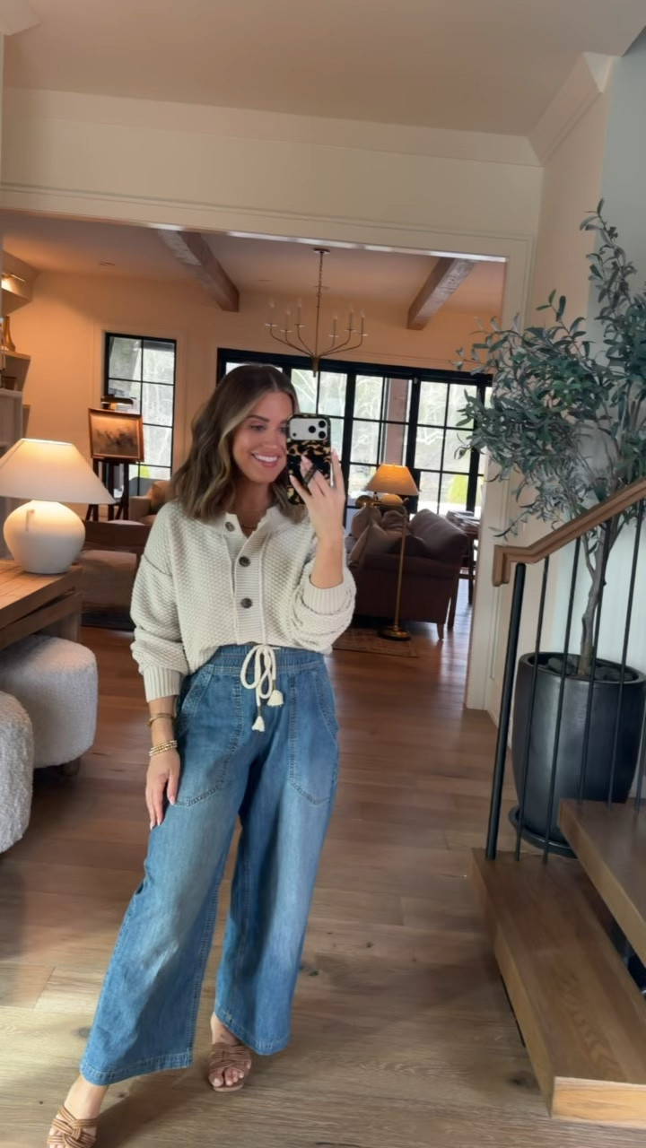 Linking today’s look all on sale at Revolve! Use code HAPPY20 for 20% off, today only! I’m wearing a size xs in both the top + bottoms — great transitional look as well head into spring! 

#LTKspring #LTKootd #LTKSaleAlert