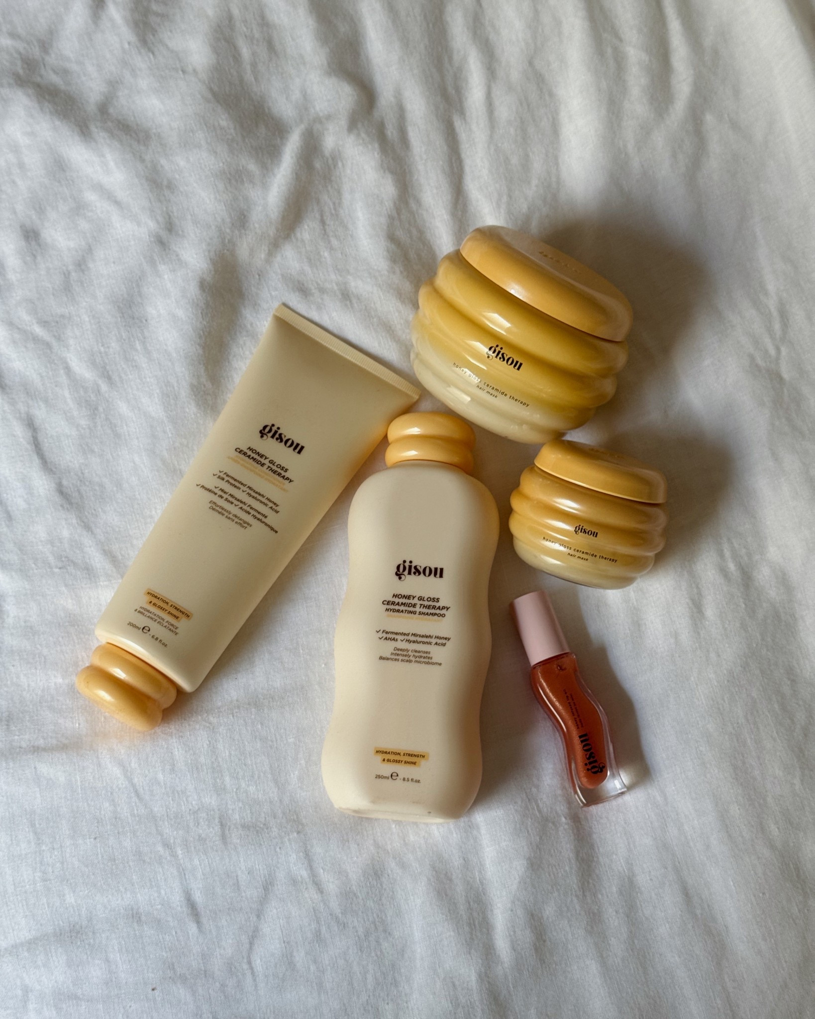 Stocked up on my favorite hair mask, and also picked up the new shampoo and conditioner. 

This mask makes my hair feel so hydrated and soft! Comes in a mini size too!

Hair care, beauty, Sephora, stocking stuffers, gifts for her

#LTKBeauty #LTKselfcare #LTKGiftGuide