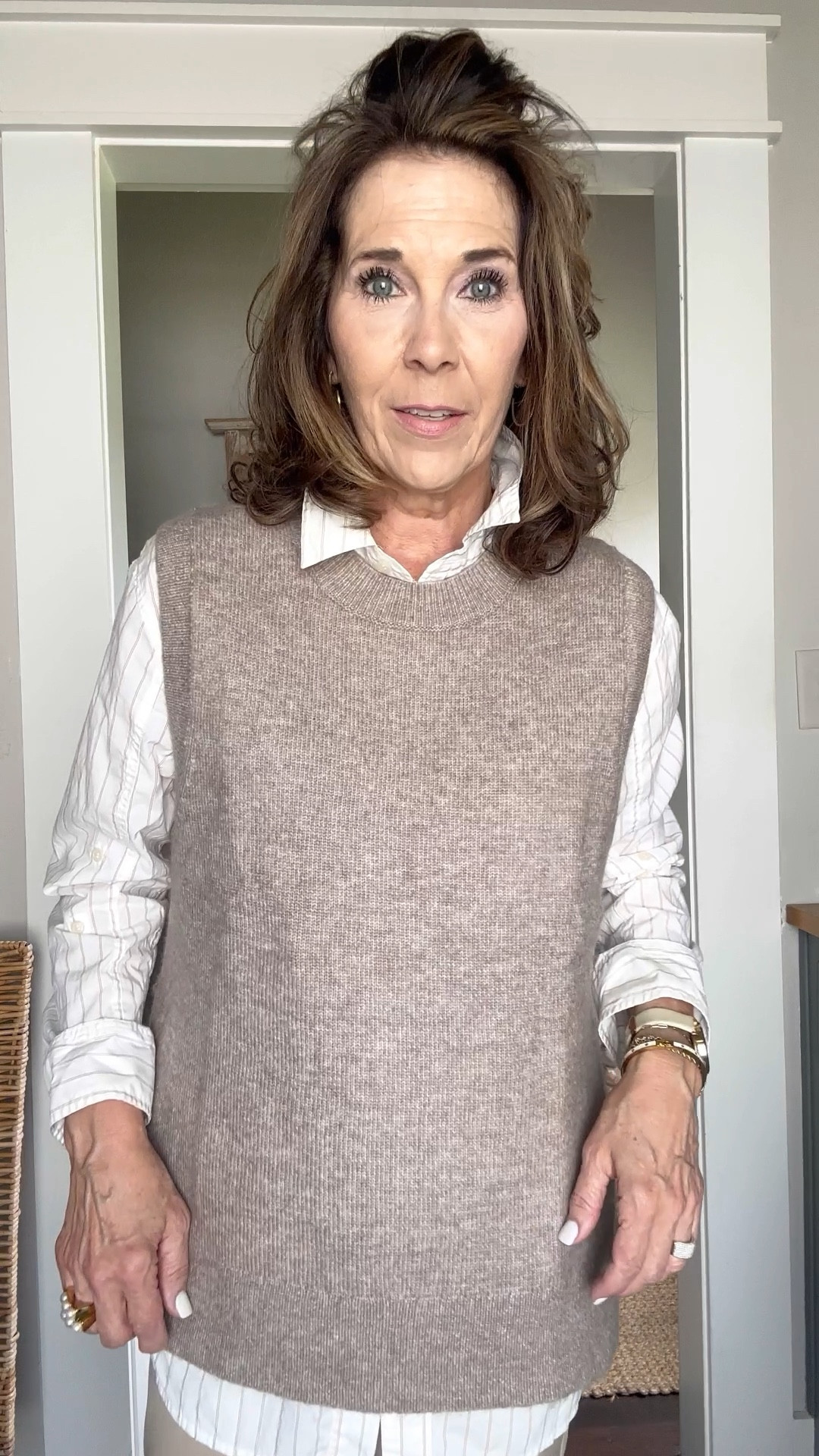 This sweater vest is so cute and comfortable!

It is the perfect piece for your fall wardrobe.

I am wearing here with an oversized button up shirt and I have worn it with a short sleeve white crew neck t-shirt. 

Pair it with skinny pants, jeans or even leggings. 

Dress it up with fun jewelry or a scarf. 

#fallsweater #sweatervest #sweater #fallwardrobe 

#LTKStyleTip #LTKOver40 #LTKFindsUnder50