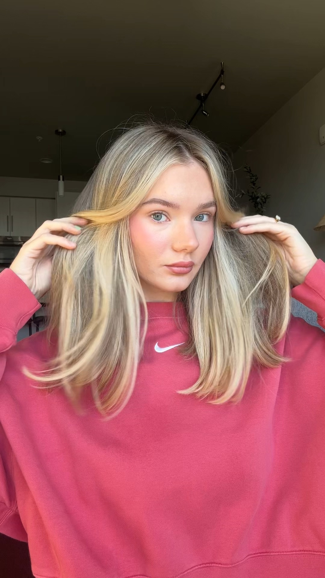 How I refresh my hair to have volume again and look fresh 🛁 

#LTKBeauty #LTKU #LTKGiftGuide