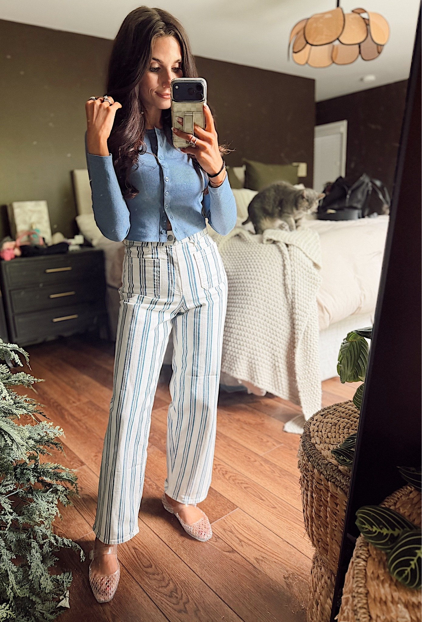 Heading out for a little staycation just mom and dad! Love these striped pants from @Target. I feel like I’ve been able to wear them through multiple seasons. Also this jelly shoe trend is amazing! It’s so nostalgic but grown up!

#LTKmomlife #LTKootd #LTKPetite