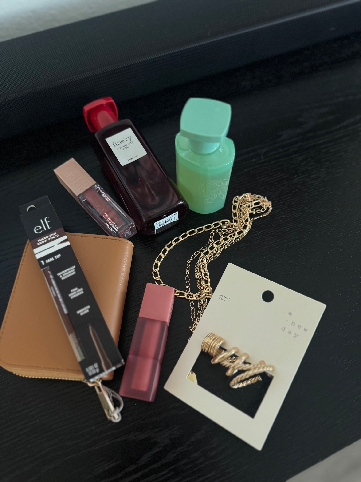 My FAVVV affordable body mist AND perfume that I always get compliments on. Also restocked on my lip combo!! 