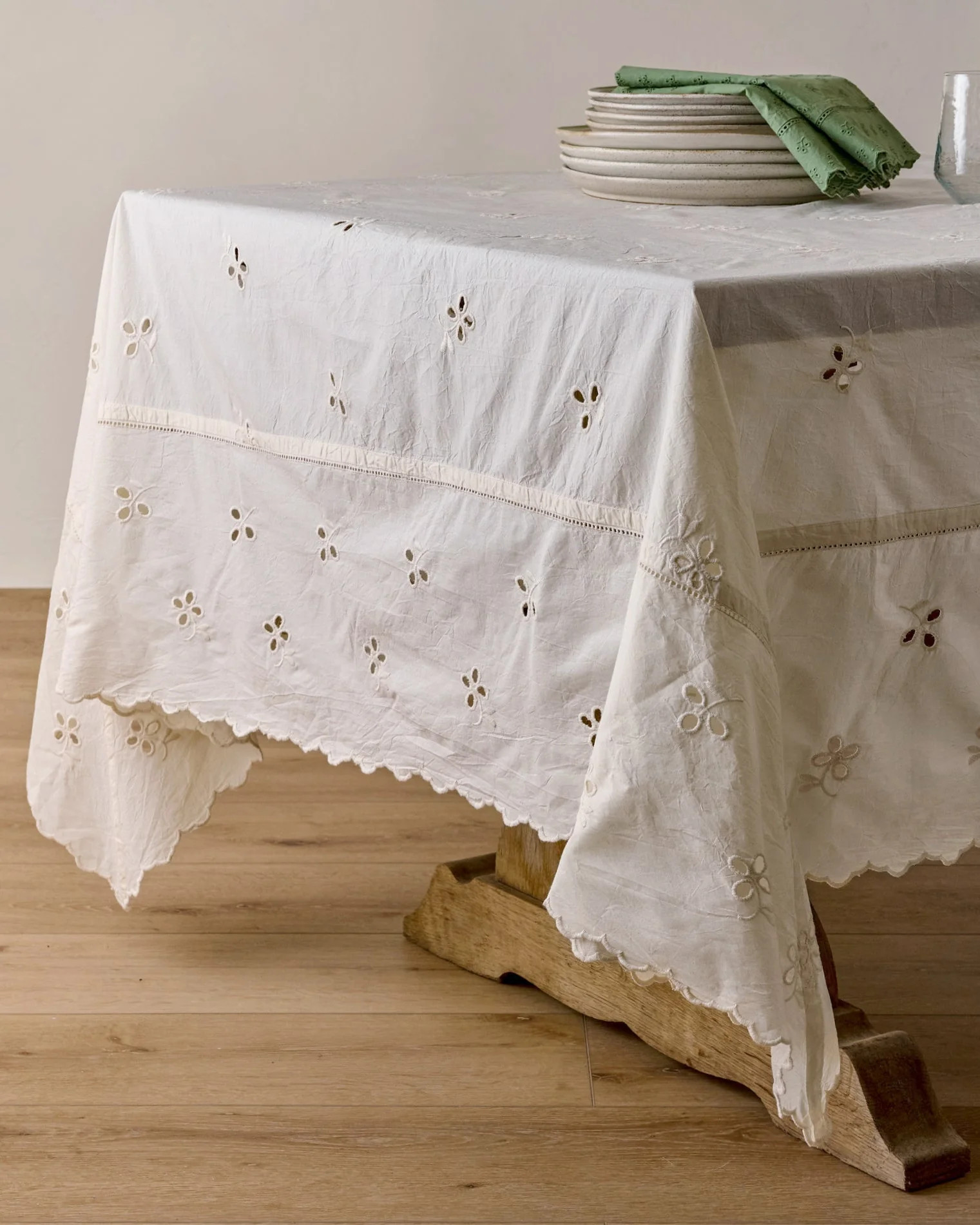 Antique White Eyelet Tablecloth | Magnolia
