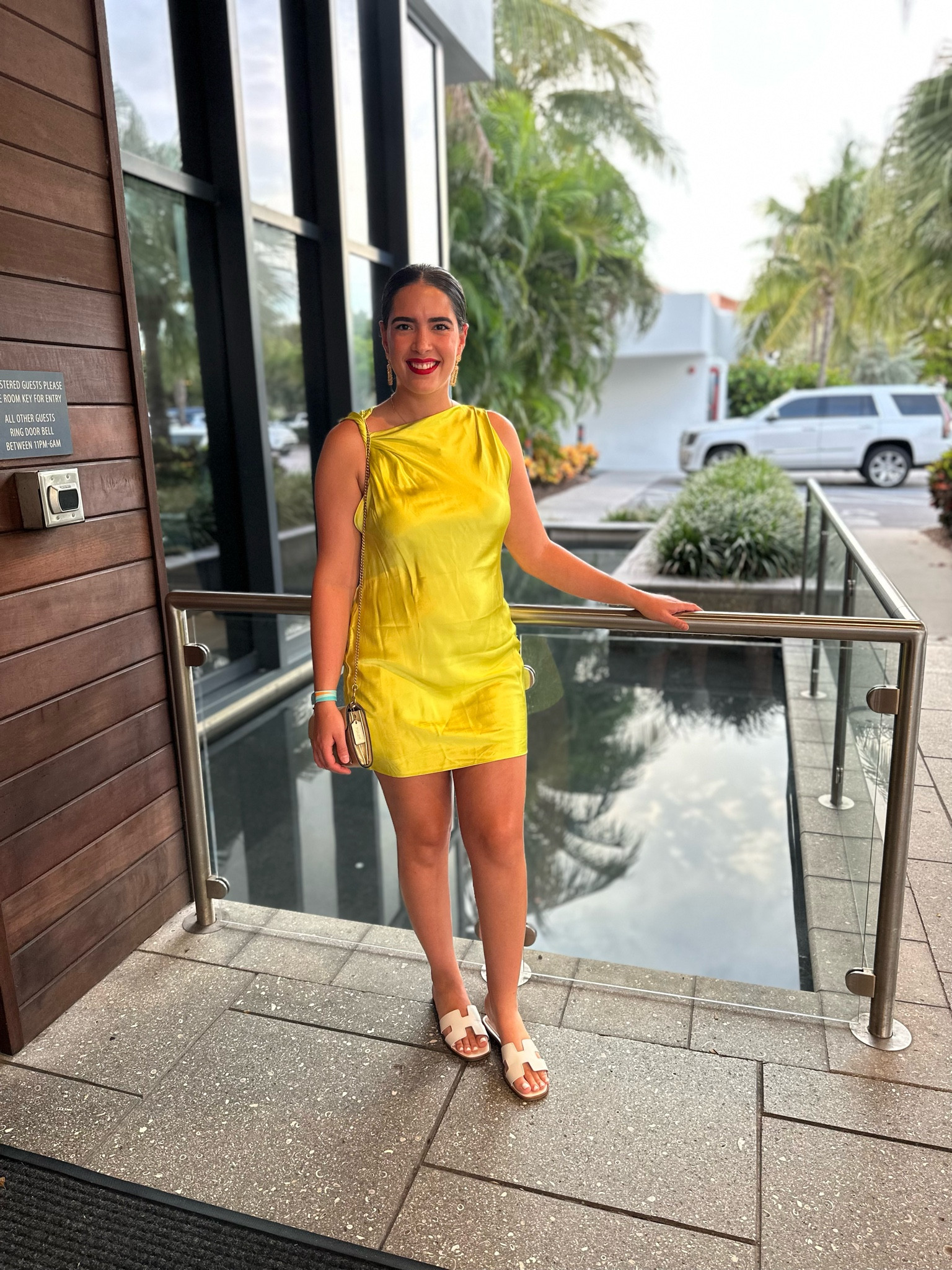 Un look diferente 

#LTKU #LTKVideo #LTKbeauty