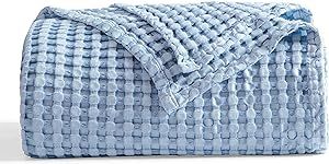Bedsure Cooling Cotton Waffle Queen Size Blanket - Lightweight Breathable Blanket of Rayon Derive... | Amazon (US)