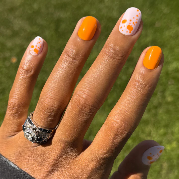 Pumpkin Party - Press-On | Extra Short | Round | Olive & June