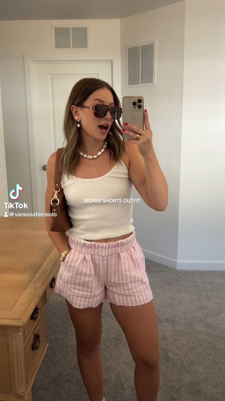 4/29/24 Casual spring outfit of the day 🫶🏼 Striped boxer shorts, pink boxer shorts, boxer shorts outfit, casual spring outfits, casual summer outfits, casual summer trends, spring fashion trends, pearl necklace, chunky necklace, linen shorts 