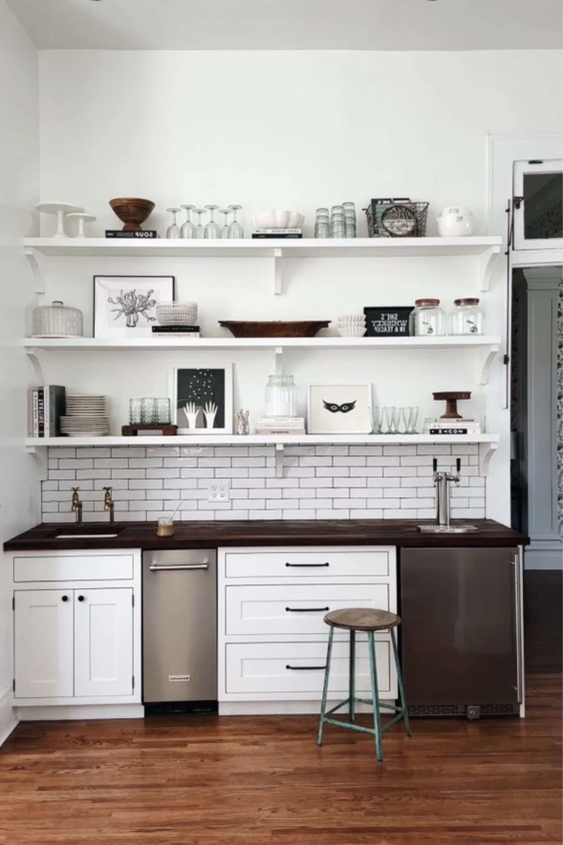 Restyled my kitchen shelves for spring/summer and going for a neutral look so I can add in some fun seasonal touches! A neutral color palette always feels sophisticated, and now I have this fun colored book stack to redistribute throughout my house! 💅🏻

#LTKSeasonal #LTKhome #LTKU