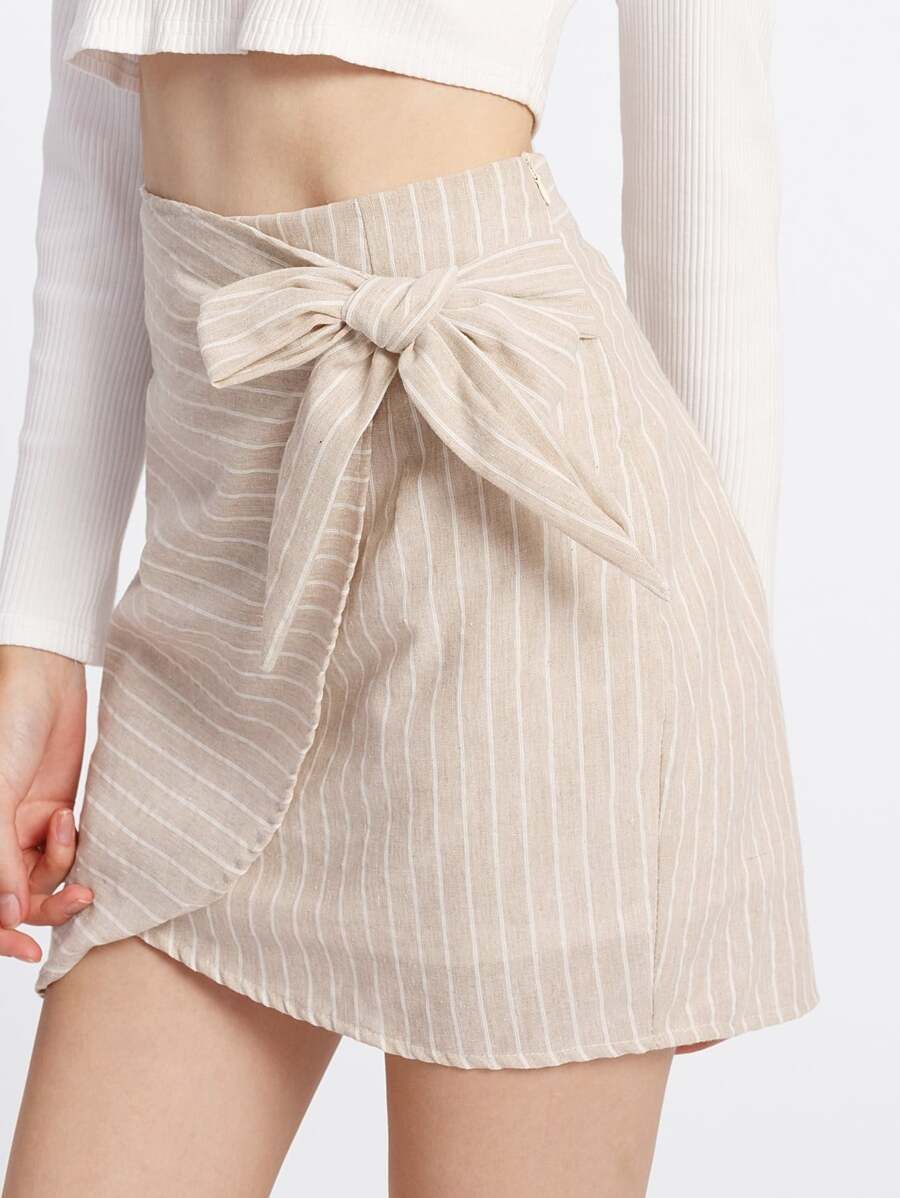 Knot Side Overlap Skirt | SHEIN