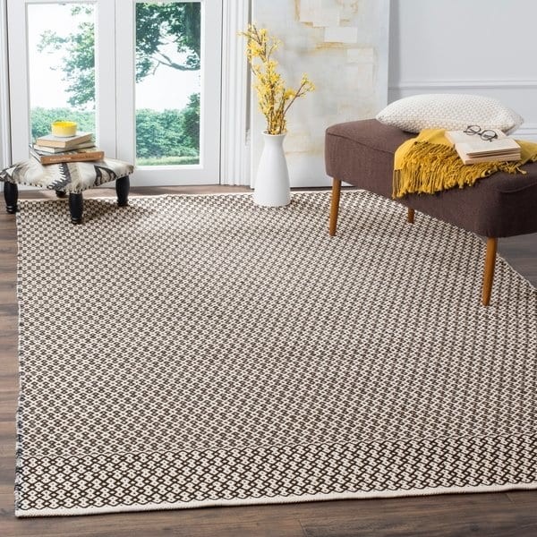 Safavieh Montauk Hand-Woven Flatweave Ivory/ Black Cotton Rug - 6' x 9' | Bed Bath & Beyond