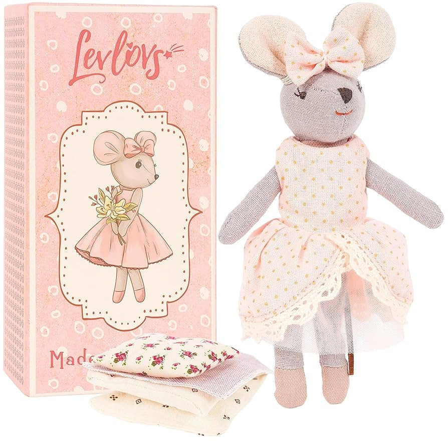 LEVLOVS Mouse in a Box Mouse Jasmine in a Gift Box with The Bedding | Amazon (US)