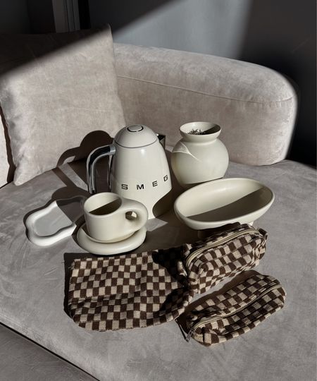 gift ideas for NEUTRAL lovers 🤍🤎 ceramic cloud tray, Smeg kettle, mug and coaster, fruit dish, vase, and 3-piece checkered bags :)

#LTKGiftGuide #LTKhome