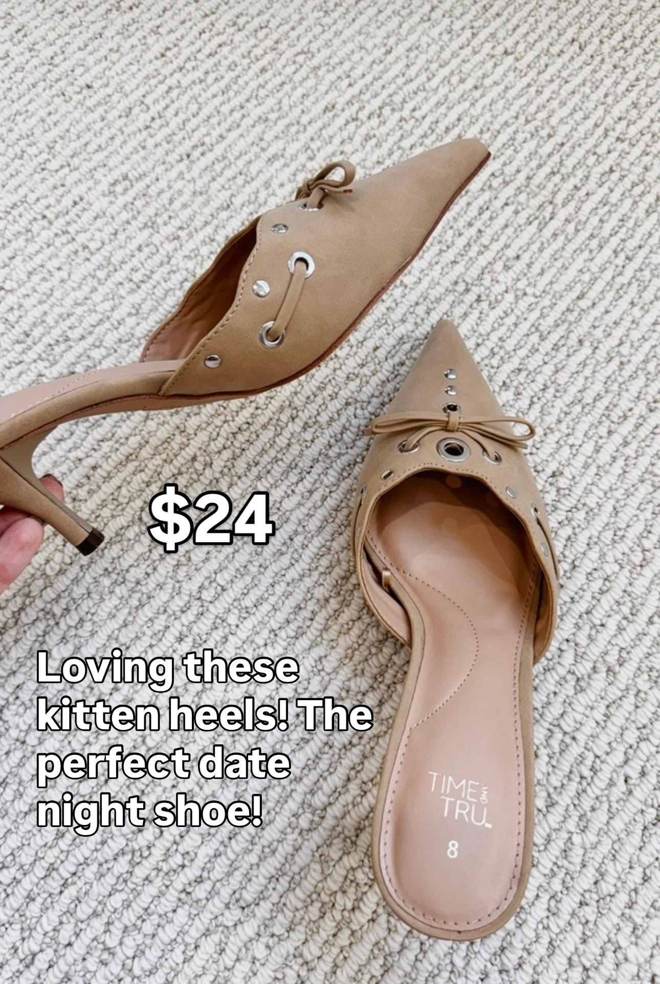 Loving these little heels! The perfect date night shoe!

#Walmart #WalmartPartner #WalmartFashion