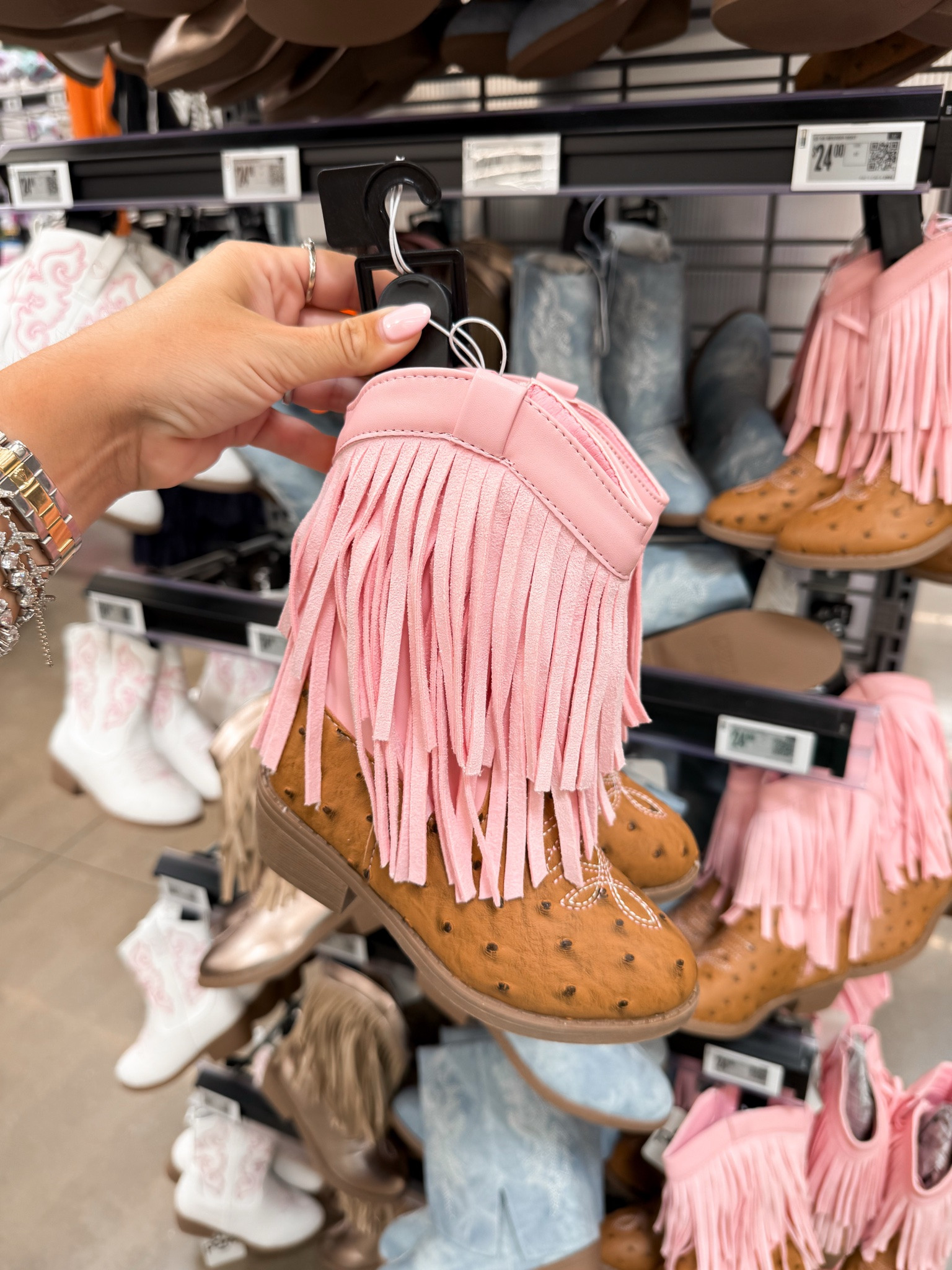 How adorable are these little boots!?!

#LTKdayinmylife #LTKmomlife #LTKKids