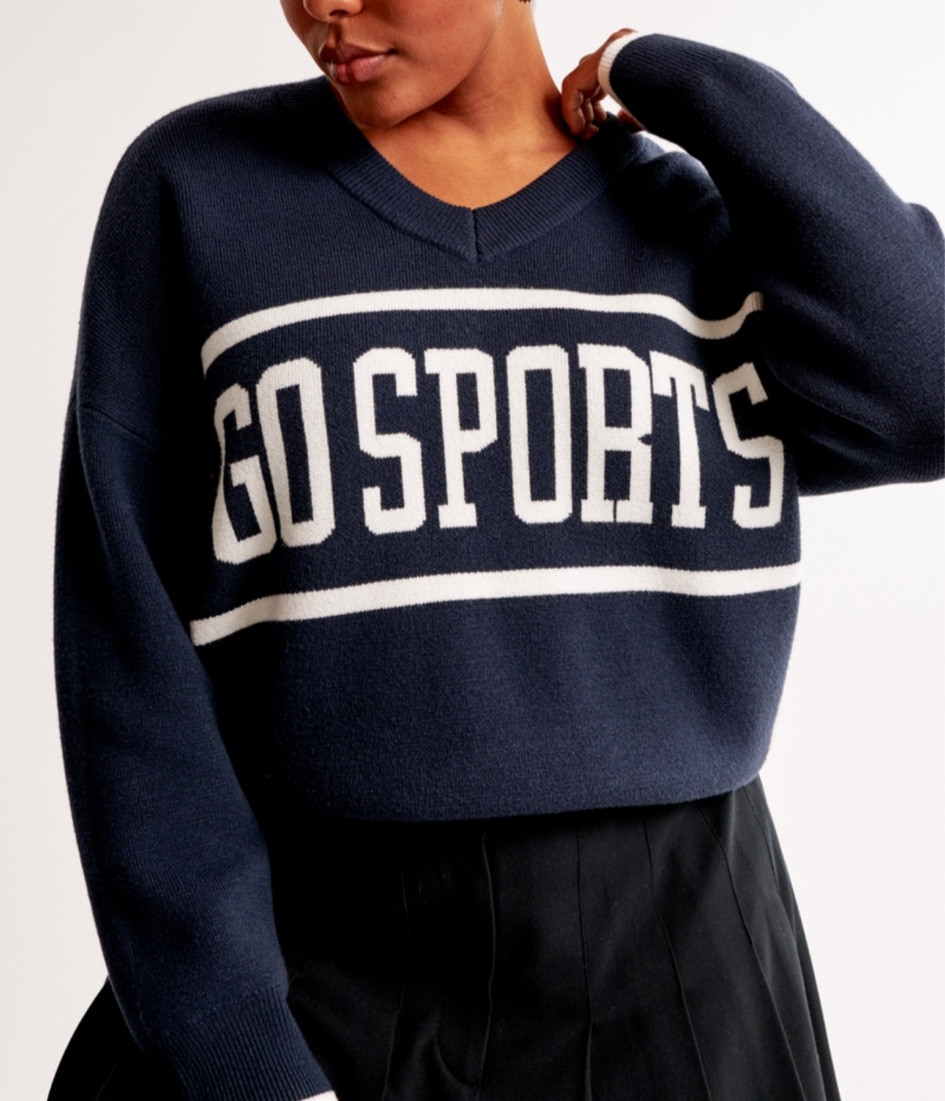 Go sports hoodie 🏈

#LTKSeasonal #LTKGiftGuide #LTKActive