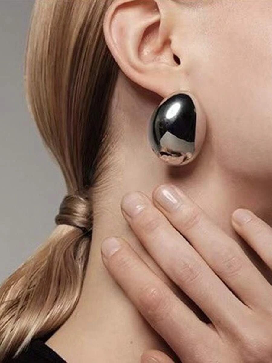 Water-drop Design Earrings SKU: sj2212096197107626(6 Reviews)$6.50S3 ExclusiveThe promotion is on... | SHEIN