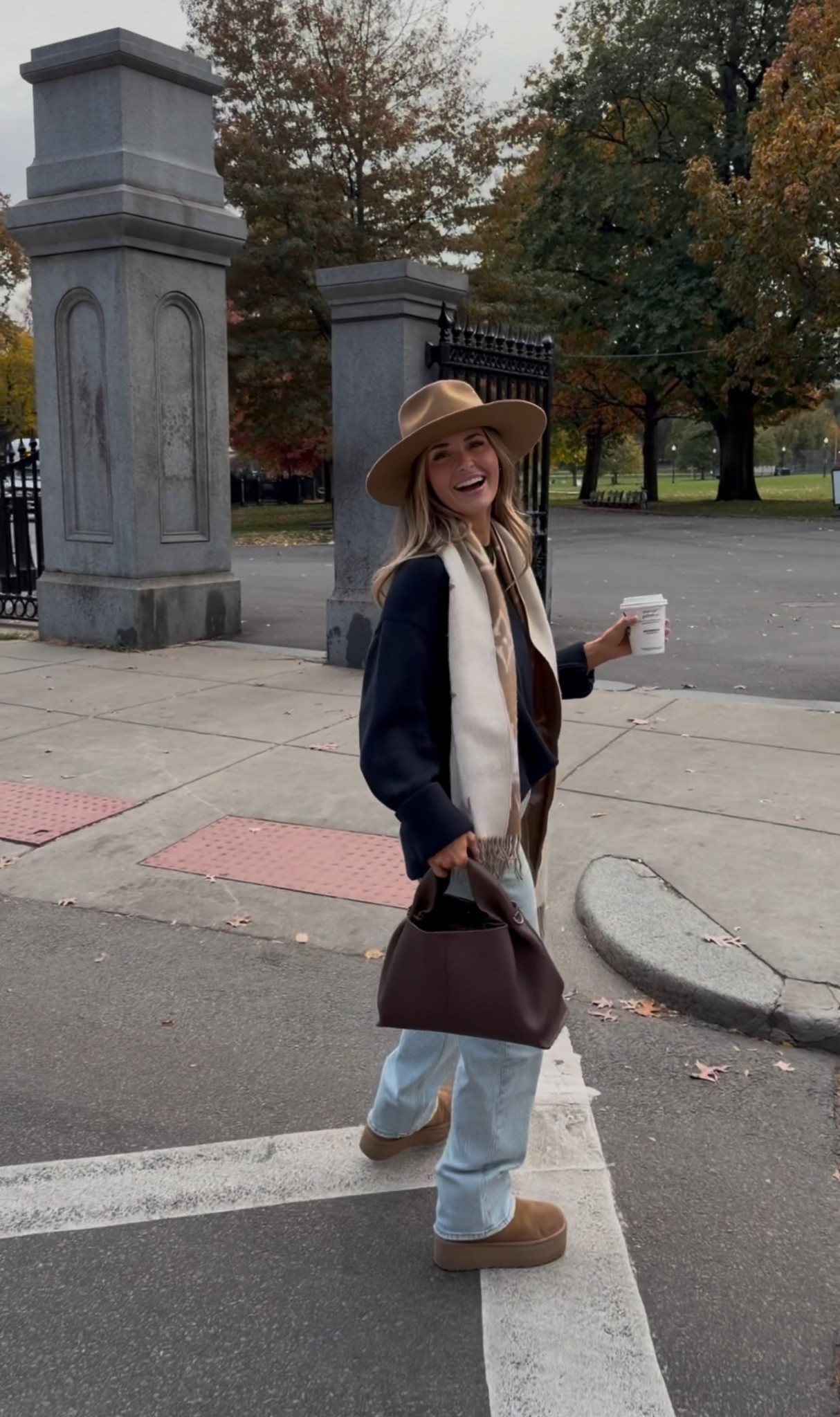 cozy girl fall ft. the comfiest uggs ☕️🍂
living in these platform uggs lately — they go with everything and feel like slippers you can wear out. linked this pair + my favorite Amazon lookalike that’s just as cute (and more than half the price 👀)

ugg outfit, fall outfit inspo, cozy outfit, amazon ugg dupes, neutral outfit, casual fall style, everyday fall look, comfy shoes, ugg platform outfit

#LTKShoeCrush #LTKSaleAlert #LTKGiftGuide