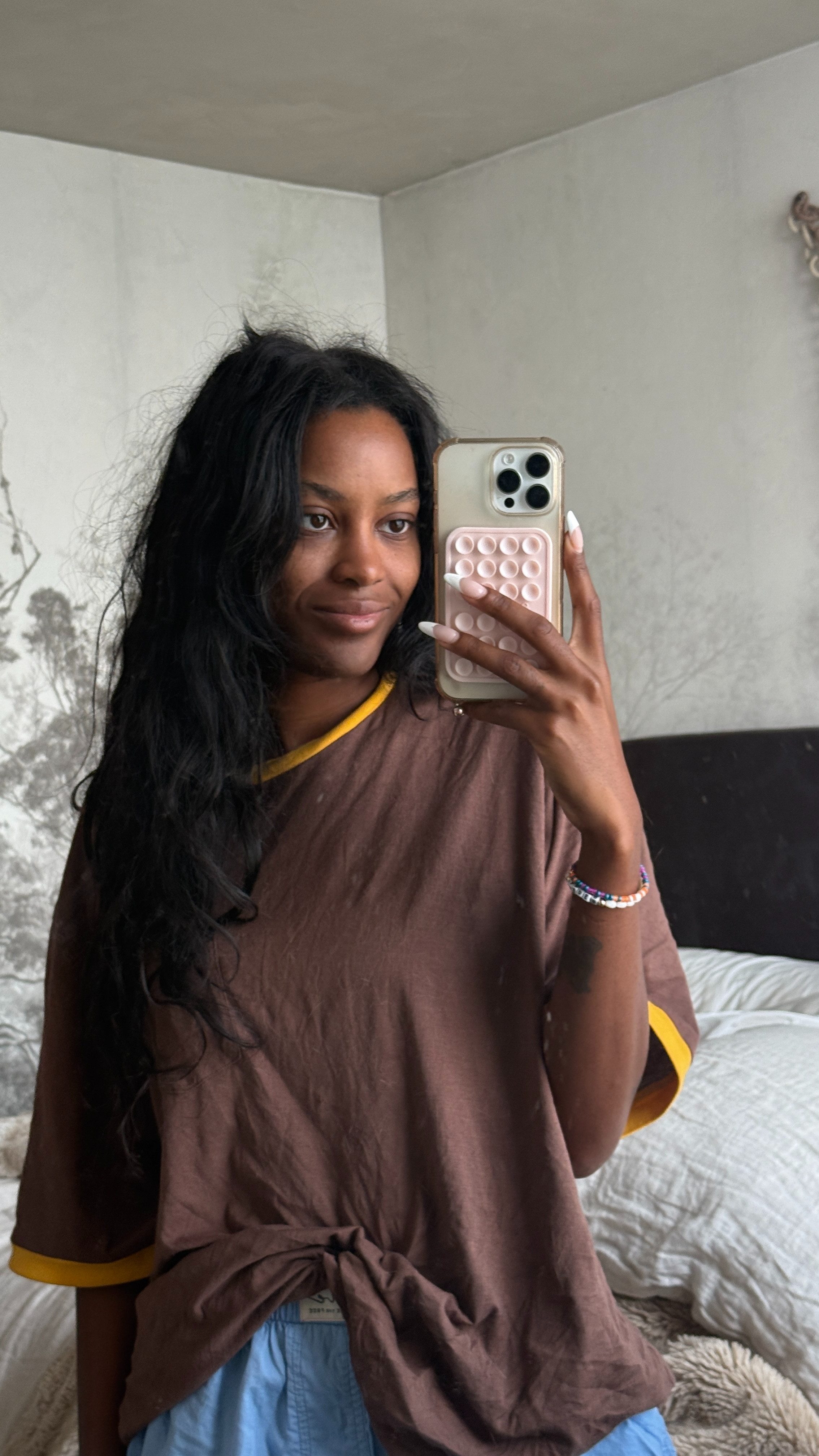 Living in Elwood these days... this tee is on sale for only $24 right now at Nordstrom. I got this in a size L for an oversized look! 

elwood l tee l comfy  

 