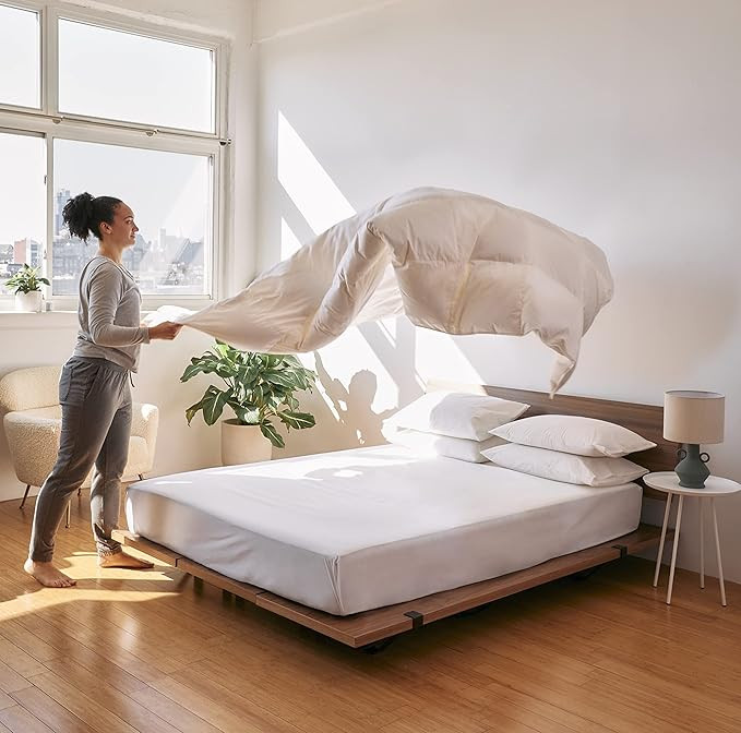 Brooklinen All Season Down Alternative Comforter - Hypoallergenic - King/California King | Amazon (US)