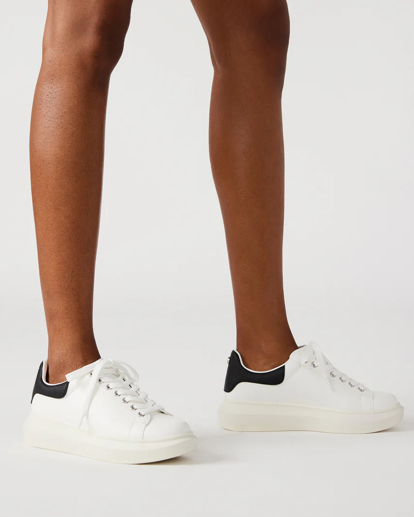 GASP WHITE/BLACK Low-Top Lace-Up Sneaker | Women's Sneakers | Steve Madden (US)
