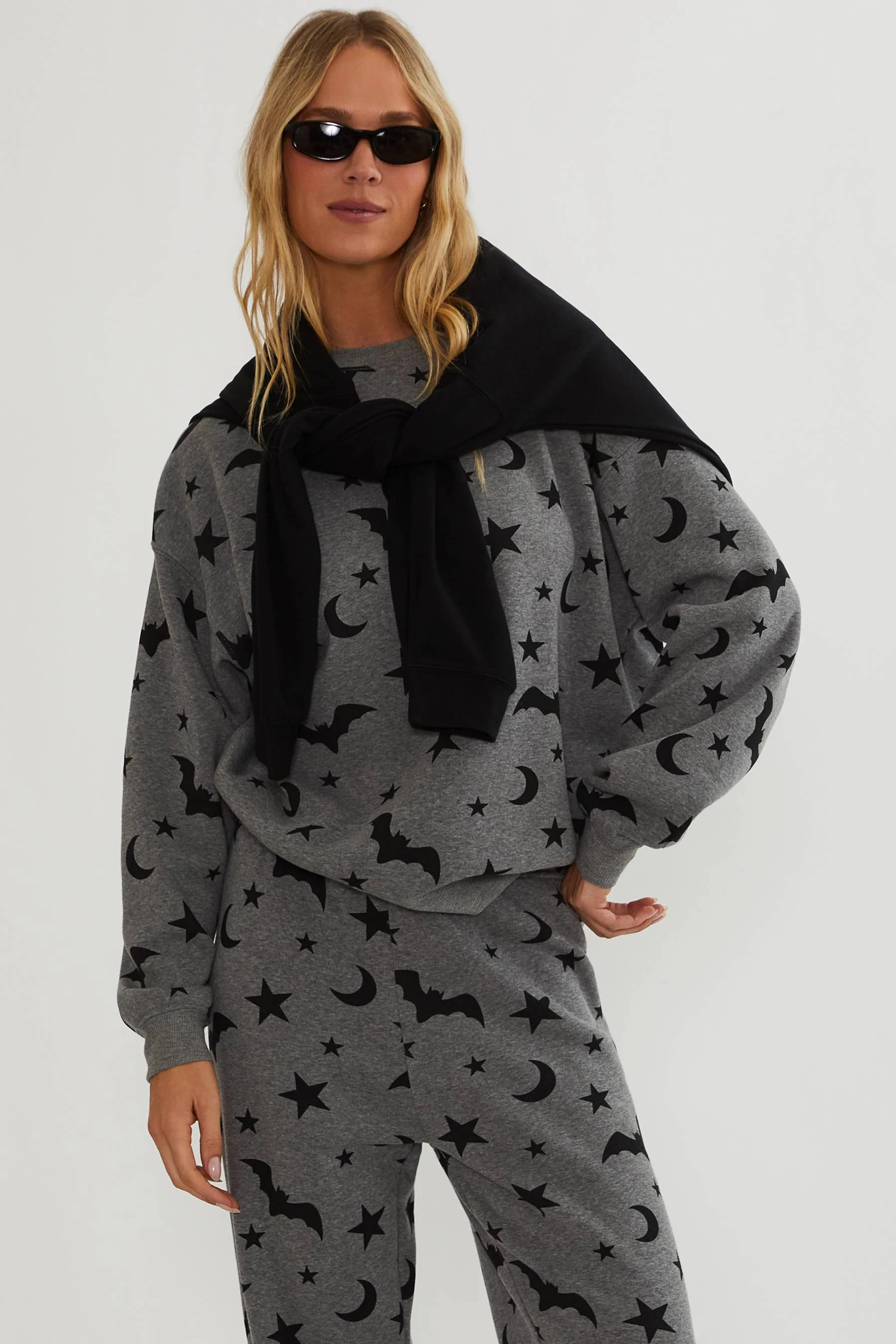Devyn Oversized Sweatshirt Halloween Night | Halloween Sweatshirt | Beach Riot | Beach Riot