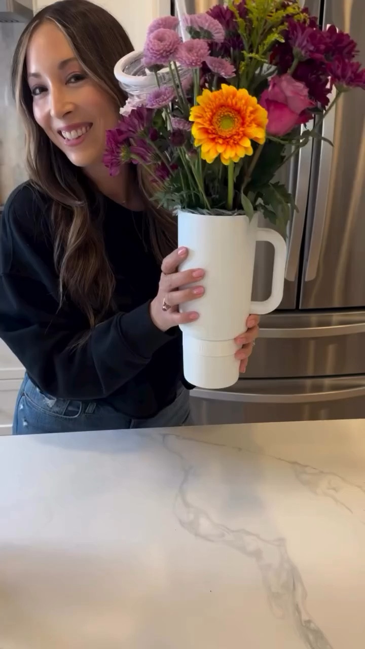 If you need a cute gift idea… this is it!
 
These make the best Mother’s Day or teacher appreciation giff

#adaydreamblog #momlife #mothersdayflowers #mothersdaygiftidea #teacherappreciationgifts