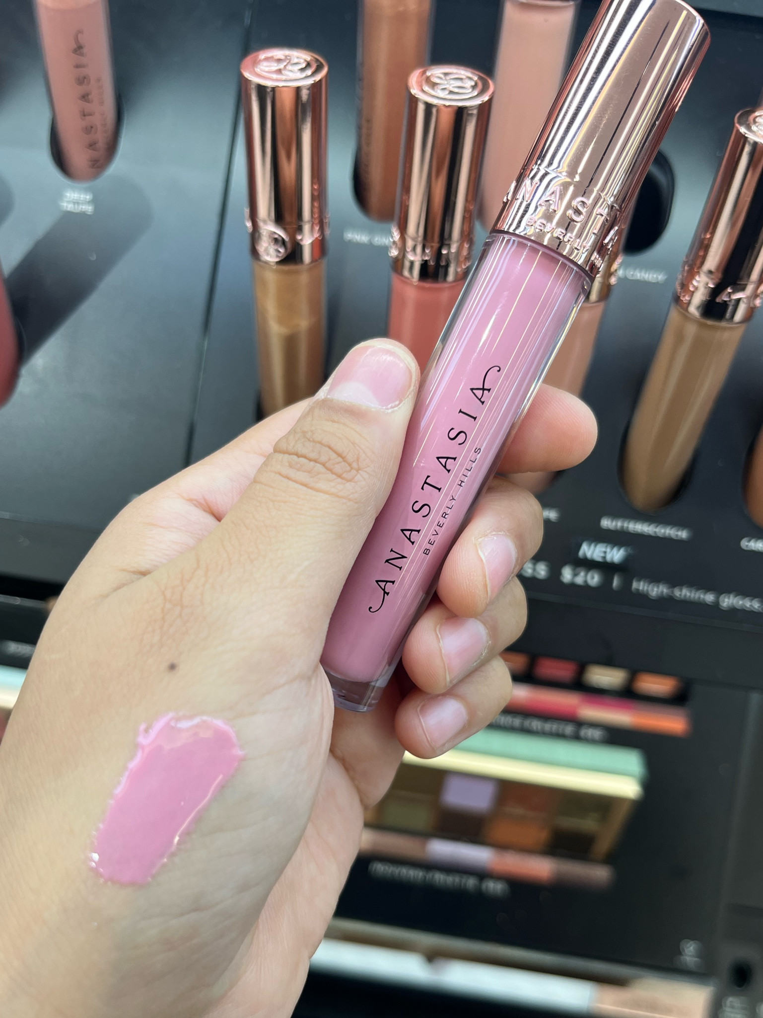 The prettiest baby pink lipgloss #gloss #pink #beauty

#LTKbeauty #LTKtravel #LTKunder50