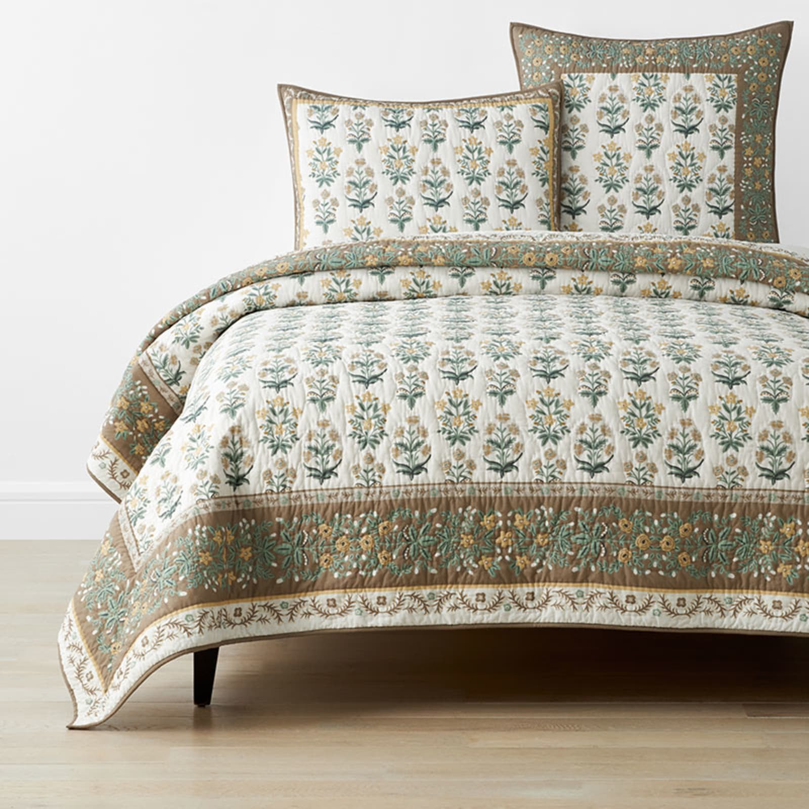 Mughal Rose Quilt - Beige Multi, Full/Queen | The Company Store