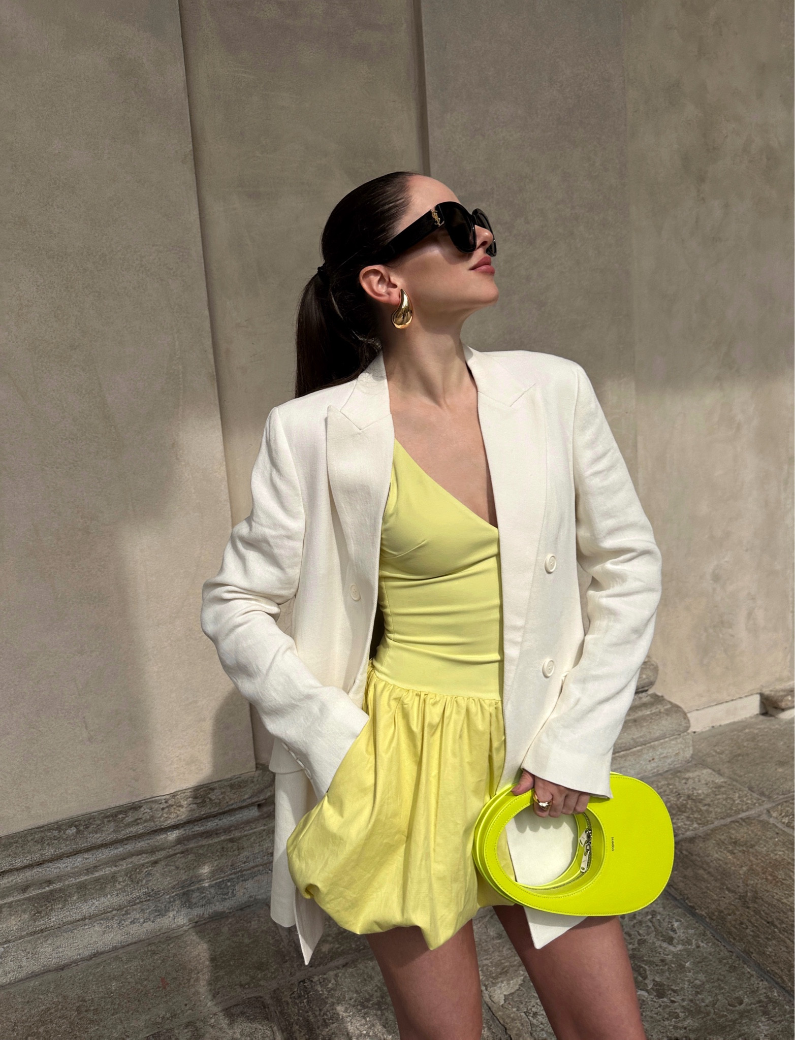 catching the sun 🌞


balloon dress, bubble dress, summer dress, summer look, summer outfit, ruffle, blazer, linen, linen blazer, oversized blazer, Coperni, Coperni bag, holoday look, summer blazer, balloon skirt, bubble skirt

#LTKsummer #LTKeurope #LTKstyletip
