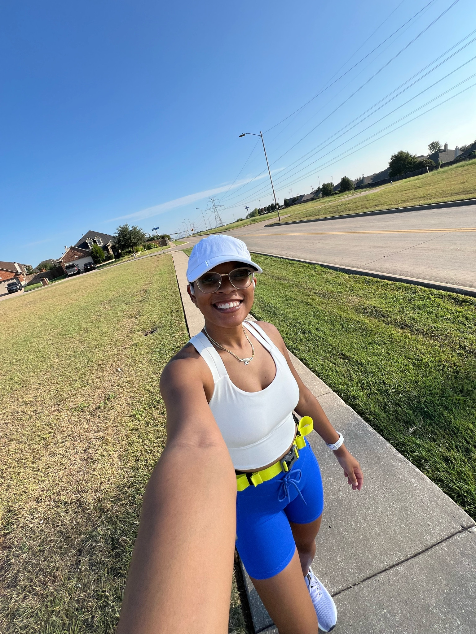 Another day another run to kickstart my morning.

Senita athletics, activewear, runner 

#LTKFitness #LTKFindsUnder50 #LTKActive