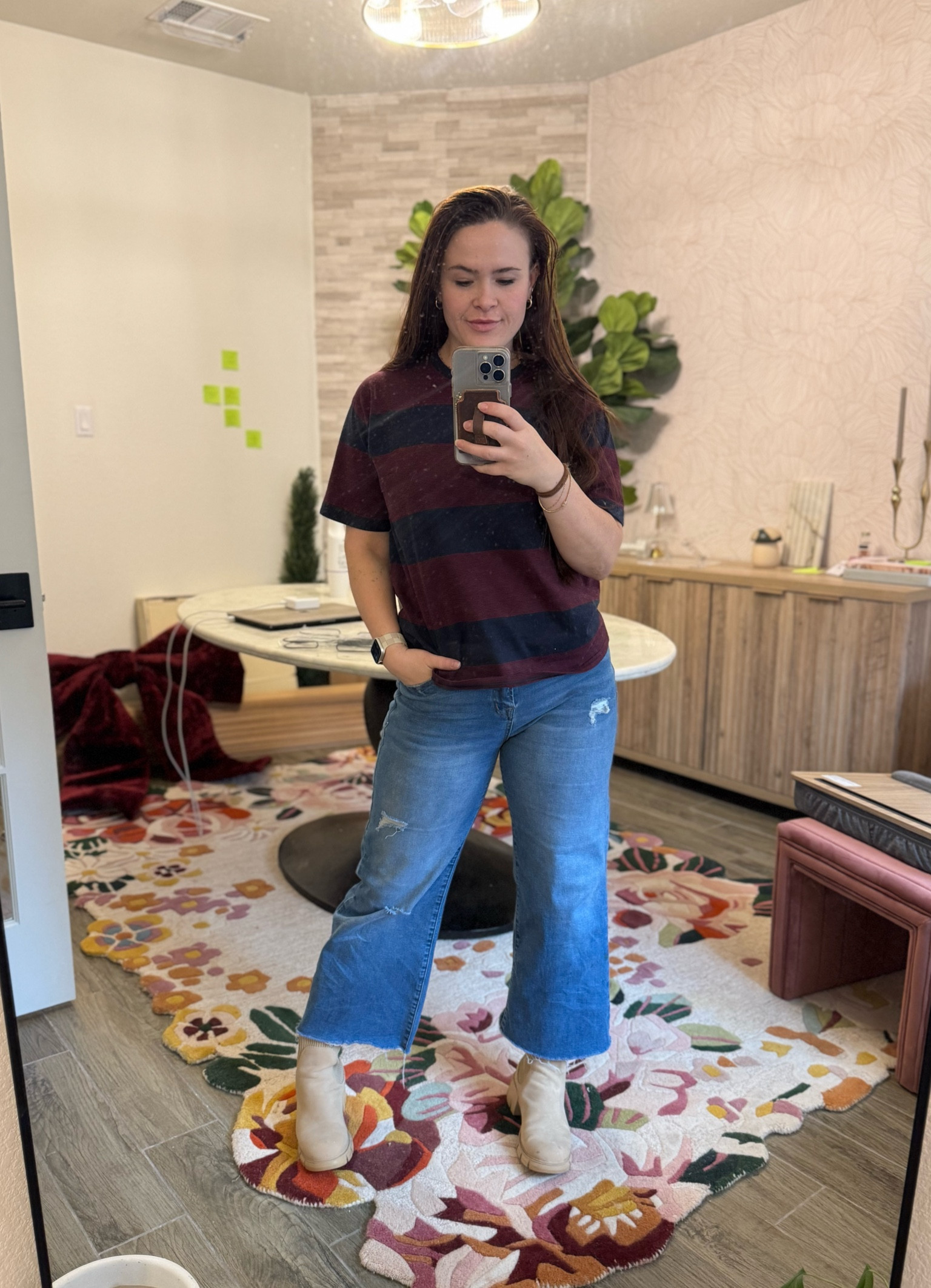 My favorite affordable wide leg jeans and new oversized T, I’m sized down to an XS 

#LTKMidsize #LTKFindsUnder50 #LTKStyleTip