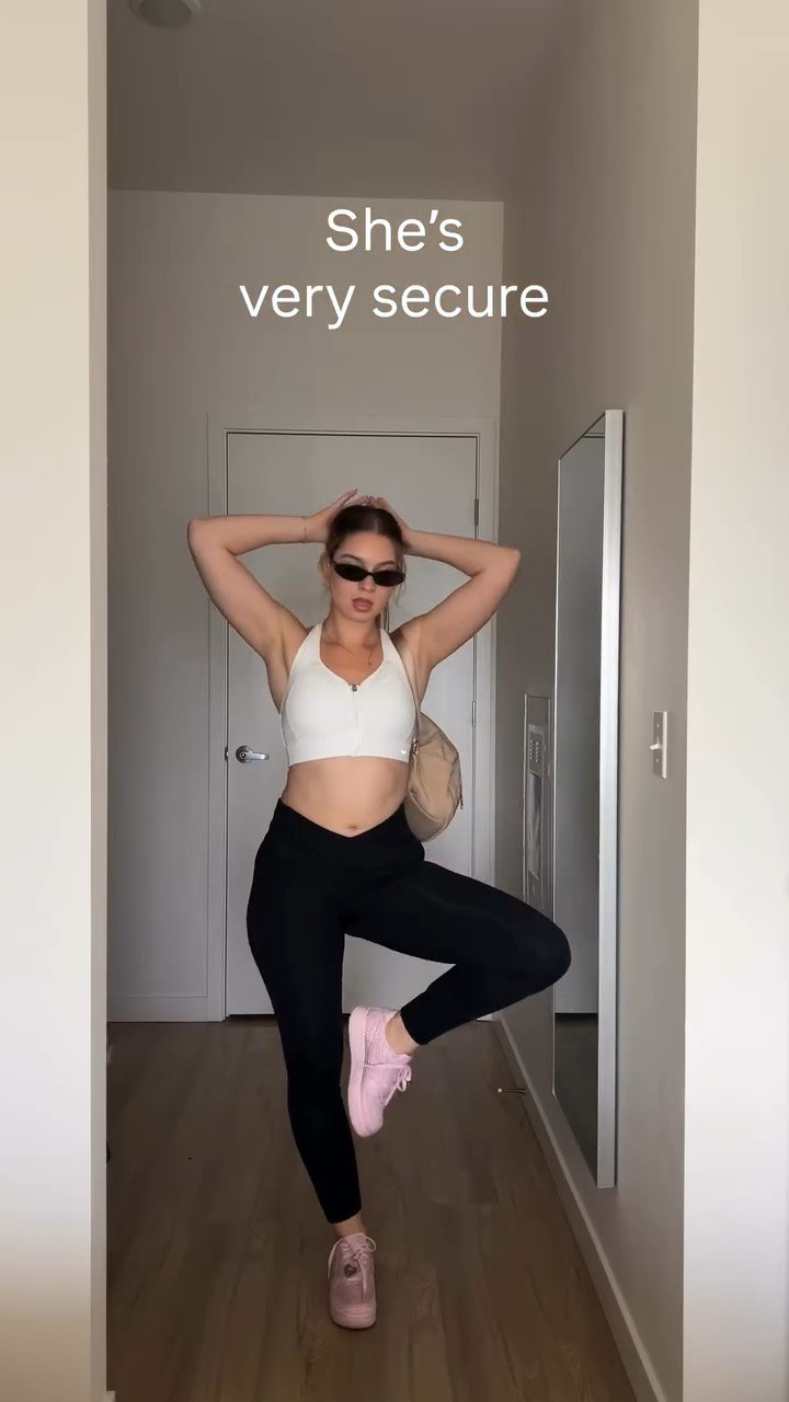 Your girls are gonna love this one 🤭

The @brxlofficial BrxlAero™ sports bra is super supportive without feeling restrictive, and the front zip makes it sooo much easier to get on and off. Adjustable straps too, so you can actually get the fit right.

5’4” | 32D | wearing size Small

Use code MELINAXZAY15 for 15% off ✨

#brxl #workout #sportsbra #gymfashion

#LTKfitnessgoals #LTKmorningroutine #LTKootd