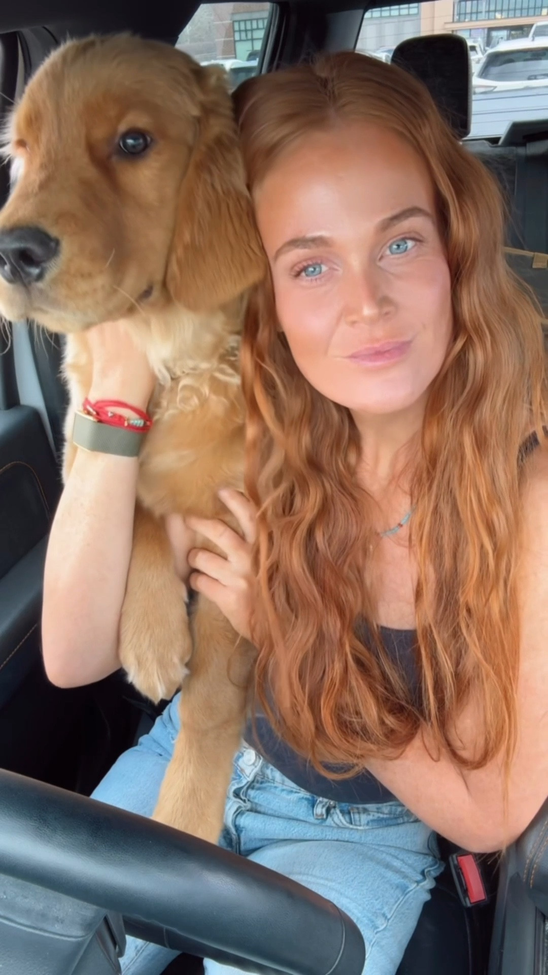 Dog with no boundaries. *oufit links* 
Insta: Lindsey Wennerthh

#LTKootd #LTKdayinmylife #LTKmomlife