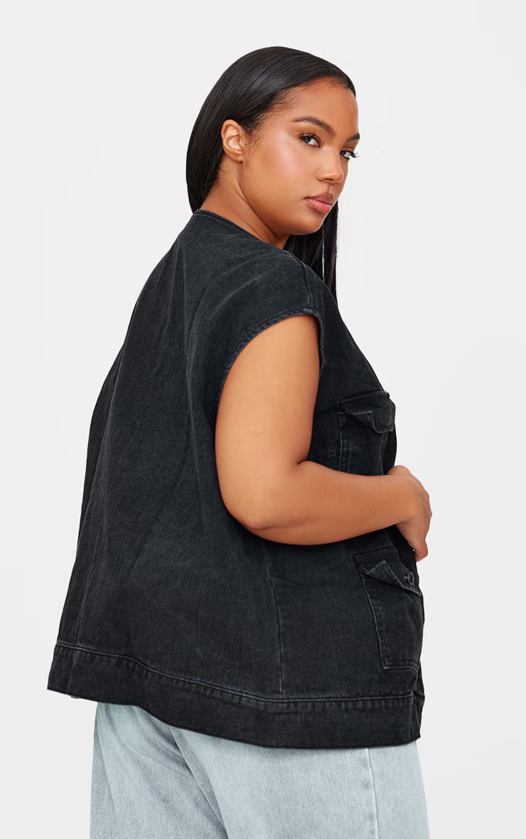 Plus Washed Black Zip Up Denim Cargo Vest | PrettyLittleThing US