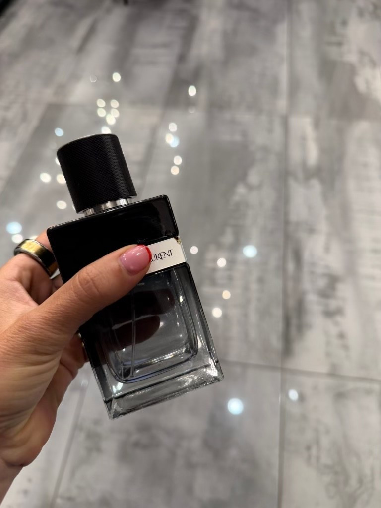 The BEST smelling cologne!

Saint Laurent, Sephora, cologne, men’s essentials, sephora’s finds, sephora products, YSL