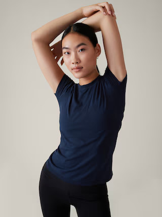 Momentum Seamless Tee | Athleta