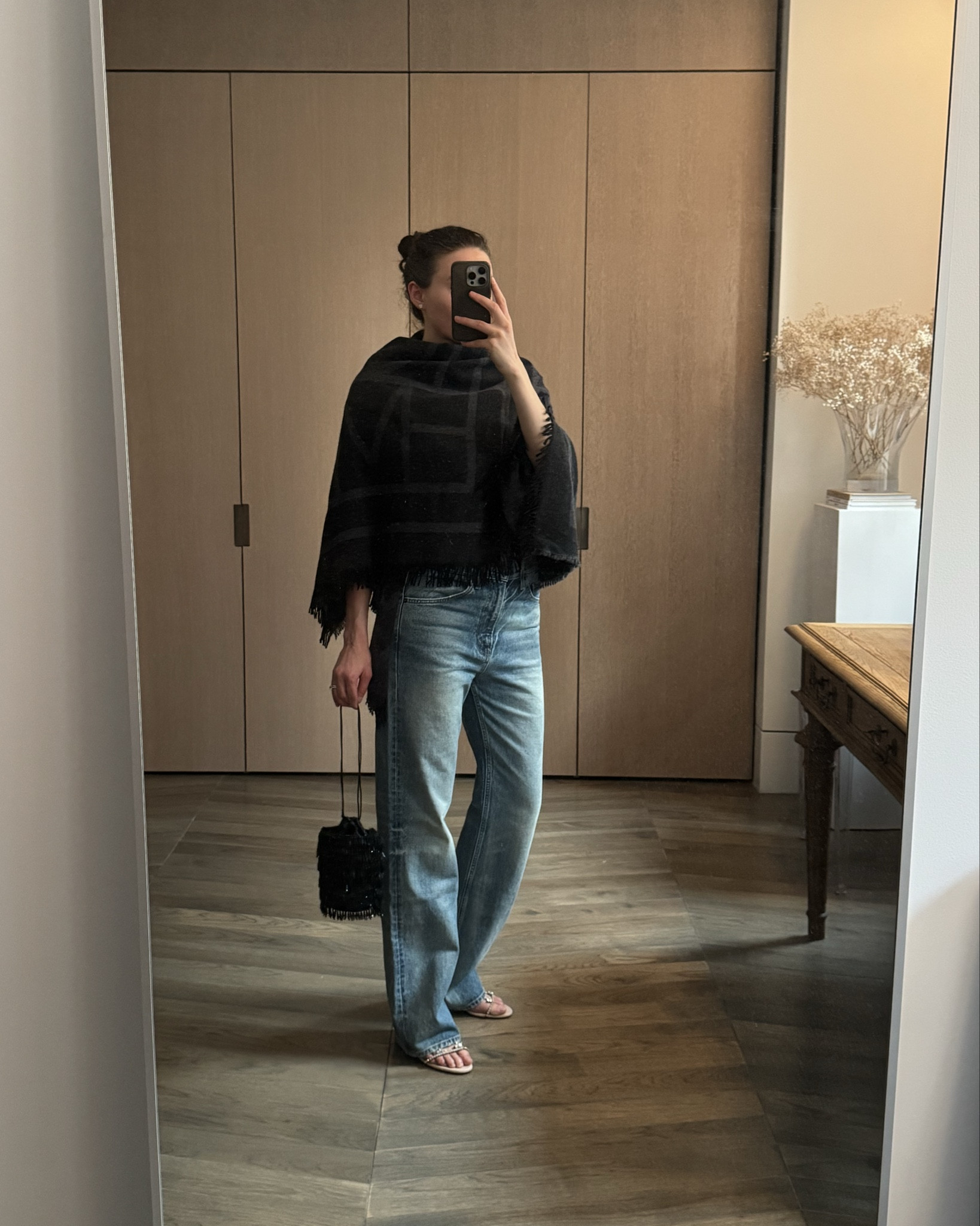 Wearing a small  tee and 26 denim

#LTKStyleTip #LTKItBag #LTKShoeCrush