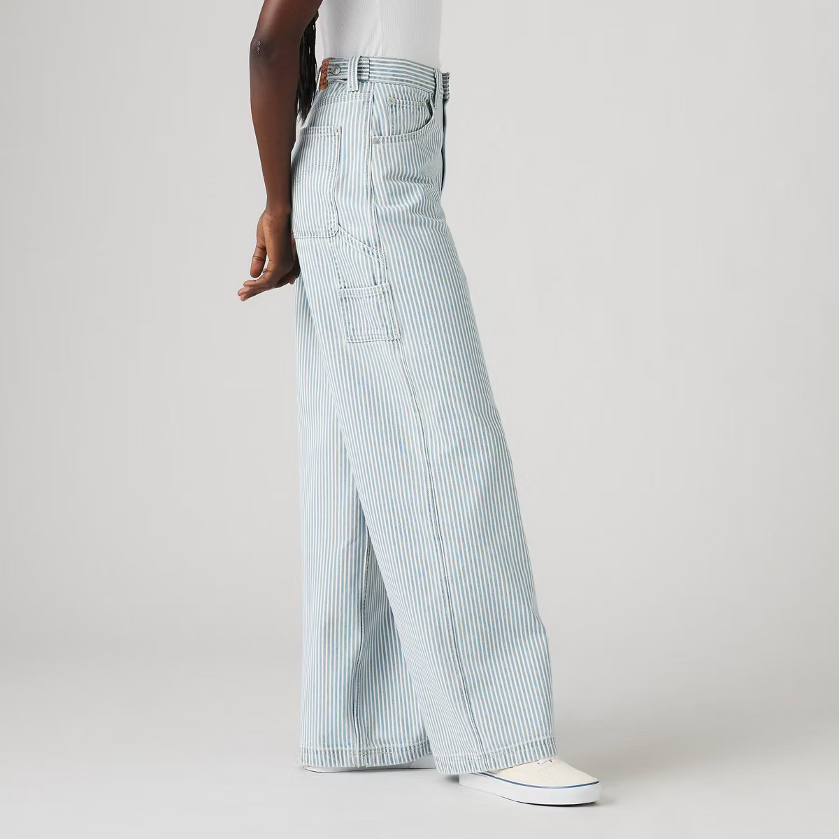 Levi's® Women's High-Rise Cinch Baggy Carpenter Jeans - Handy Woman | Target