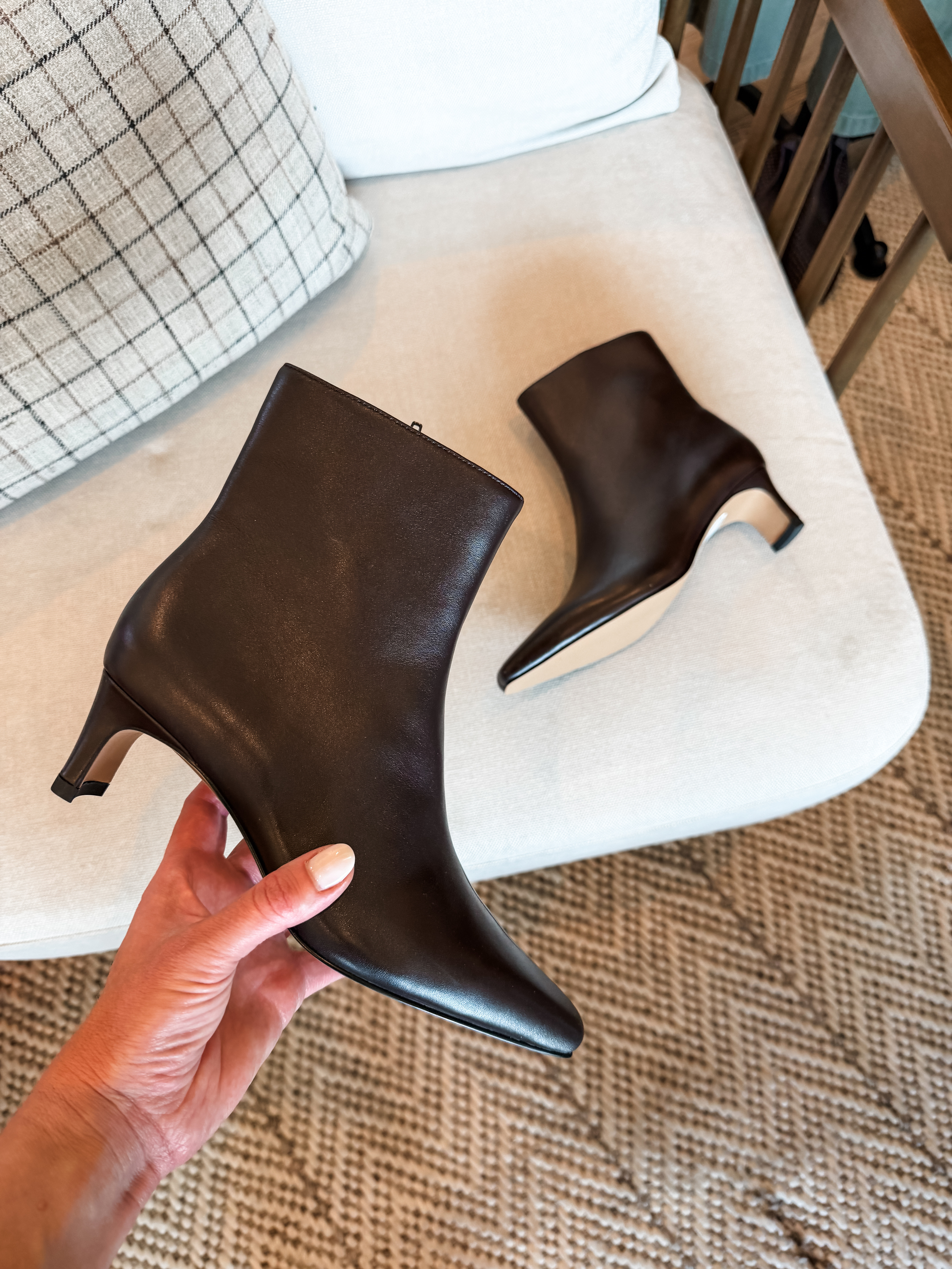 How cute are these ankle booties from Abercrombie?! 

 #LTKootd #LTKSeasonal #LTKSaleAlert