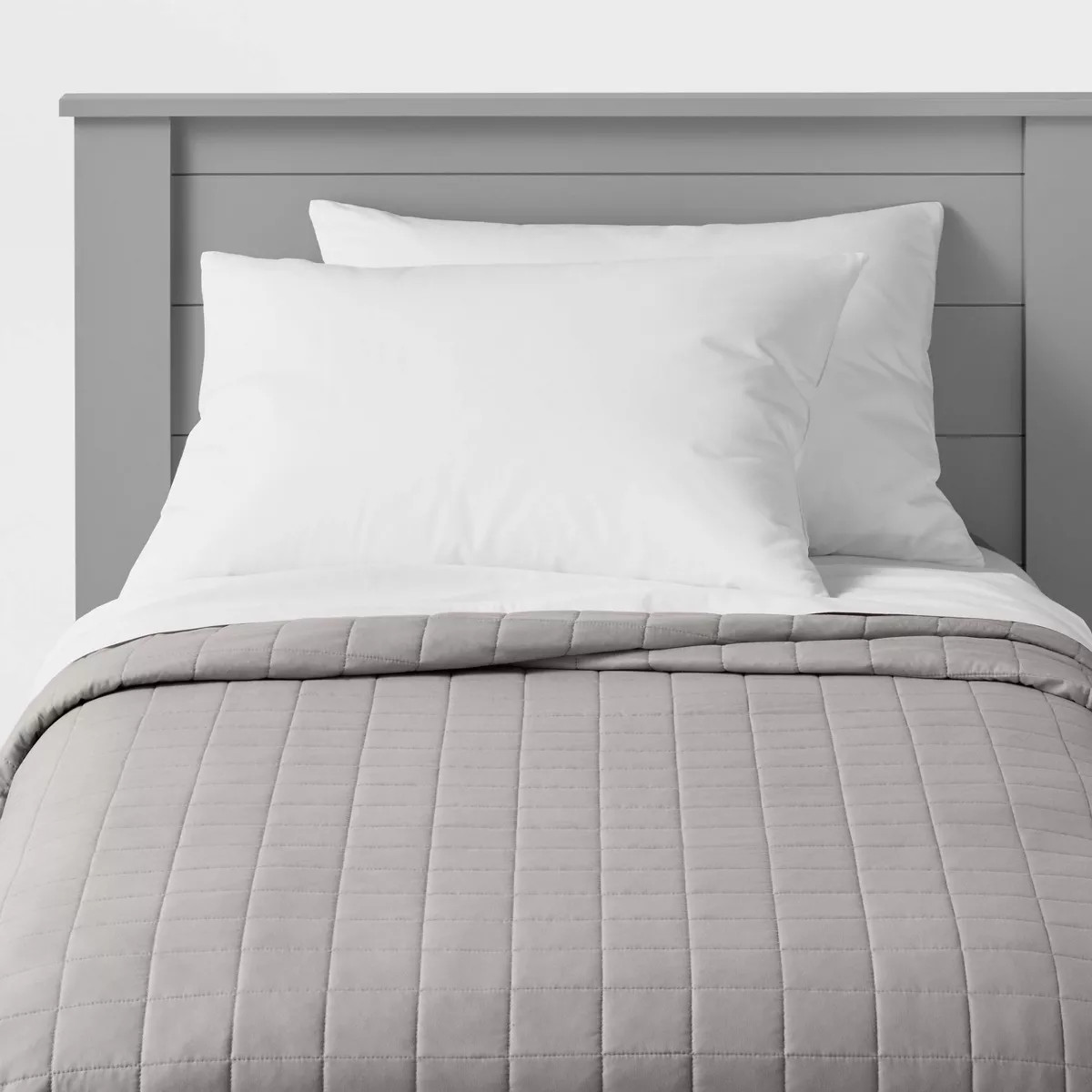 Box Stitch Microfiber Kids' Quilt - Pillowfort™ | Target