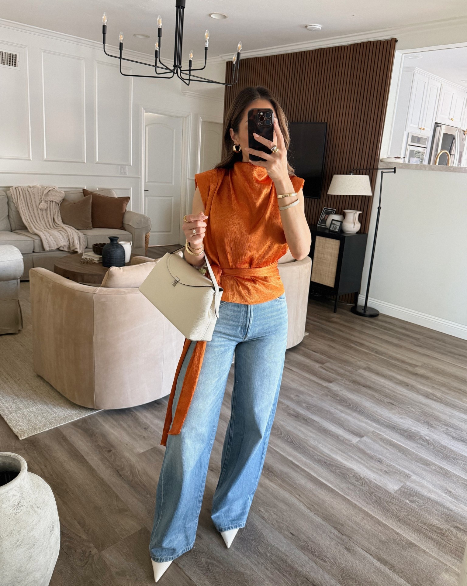 Statement top, simple jeans, done🧡
Top:  small 
Jeans :  26


#LTKgrwm #LTKootd #LTKU