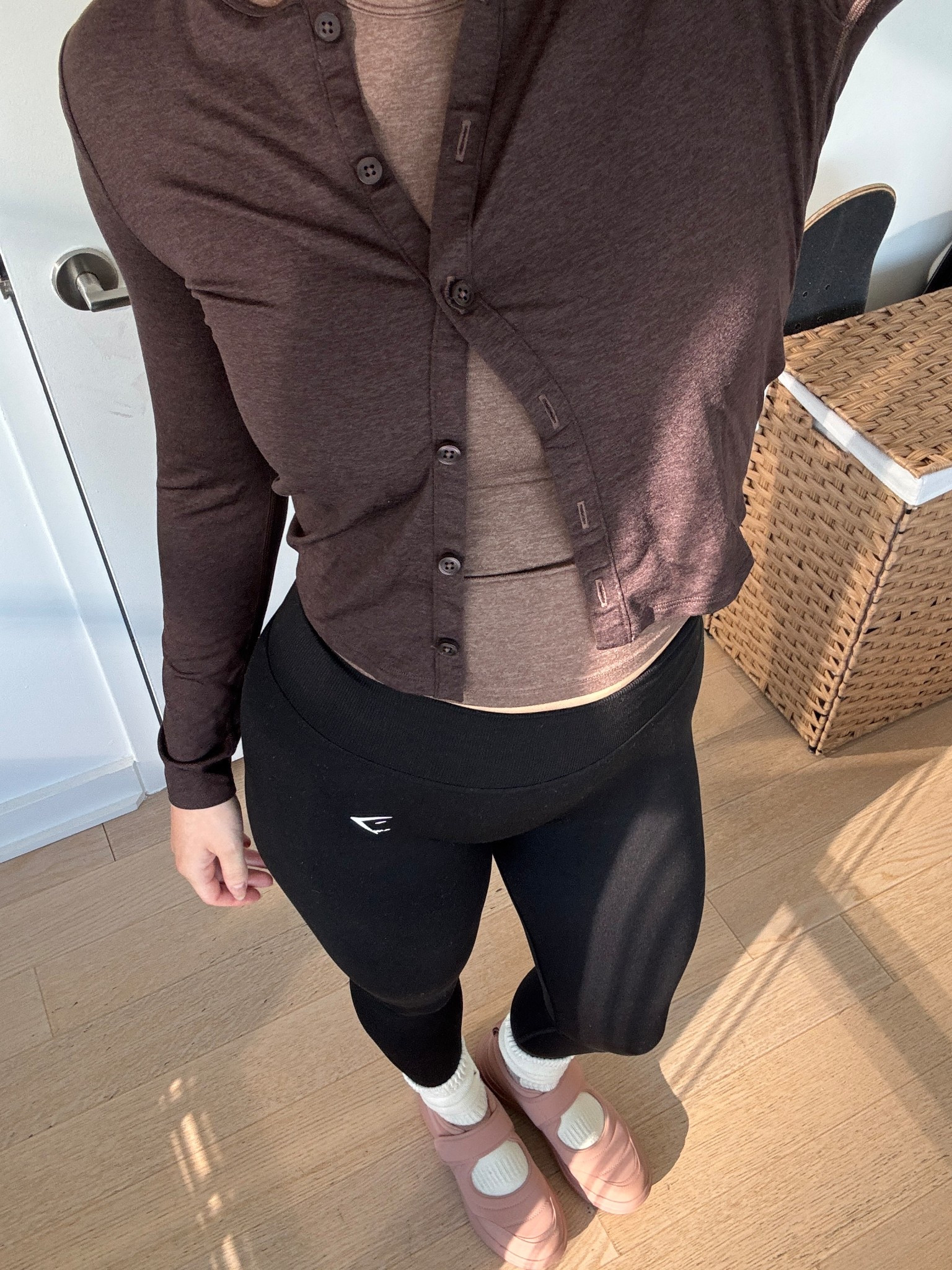 athleisure cozies 


fitness, leggings, Vuori, gym girl 

#LTKootd #LTKfitnessgoals #LTKdayinmylife