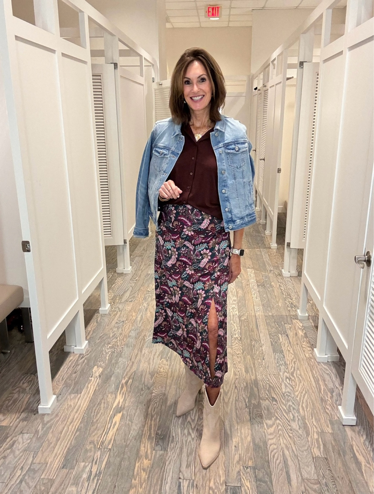 This midi skirt is so adorable! Pairing it with a denim jacket for fall made the cutest outfit 🫶🏻

Fall fashion- Style tips- Denim jacket- Dolce Vita boots- Shoes- Fall looks- Gold jewelry 