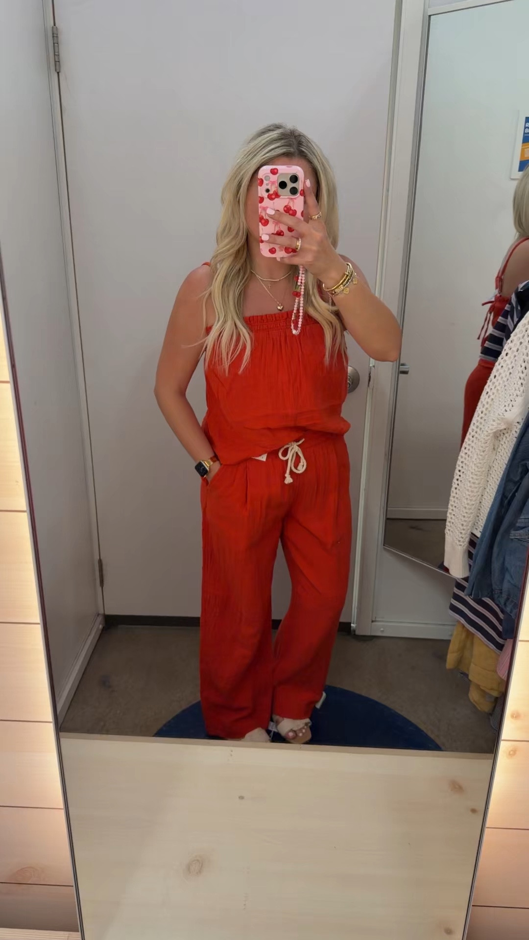 Outfit on sale
Size small
Vacation outfit
Spring outfit
Resort wear 
Beach outfit