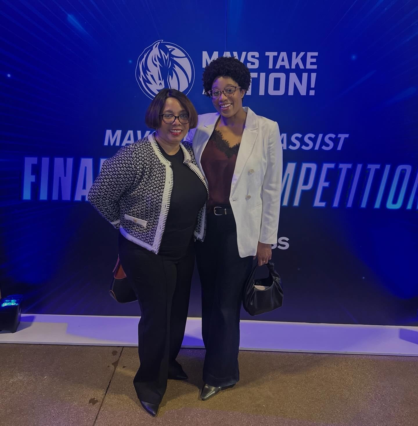 My daughter and I had the pleasure of attending the Mavericks Business Assist final pitch competition yesterday and it was such a joy being in a room full of entrepreneurs and business owners and the people who appreciate and support them. 💙

And congratulations to everyone who participated in this season’s MBA program. 🫶🏼

Wearing: @NYDJ Teresa Trouser Jeans 💙

#LTKdayinmylife #LTKMidsize #LTKWorkwear