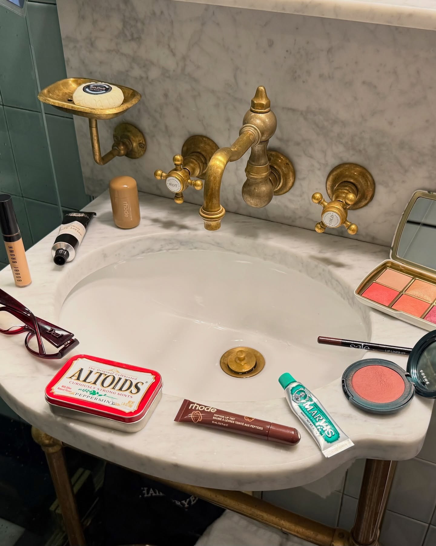 Girl stuff!!! All of my everyday essentials!! 

#LTKHoliday #LTKBeauty #LTKGiftGuide