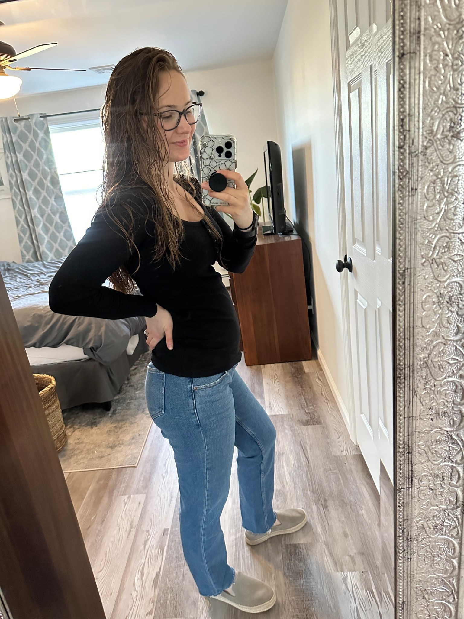 Classic and simple outfit while I was pregnant. Loved the Abercrombie maternity jeans paired with a simple black top

#LTKBaby #LTKFindsUnder100 #LTKBump
