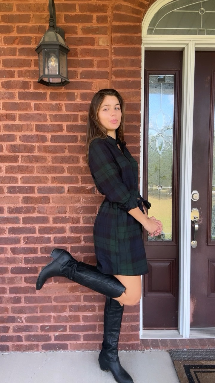 Flannel dress from abercrombie! // perfect for pumpkin patch, apple picking, fall dates 

#LTKstyletip #LTKSeasonal #LTKSale