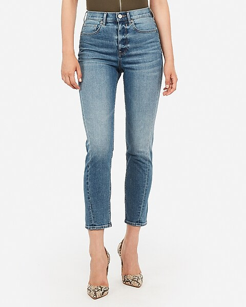 Super High Waisted Medium Wash Mom Jeans | Express