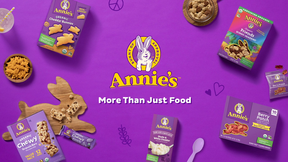 Annie's Organic Cheddar Bunnies Baked Snack Crackers, 12 oz., 12 Pouches | Walmart (US)